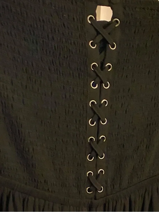 Torrid Smocked Lace Up Strapless Culotte Jumpsuit - Size 1X - NWT! - Picture 7 of 10